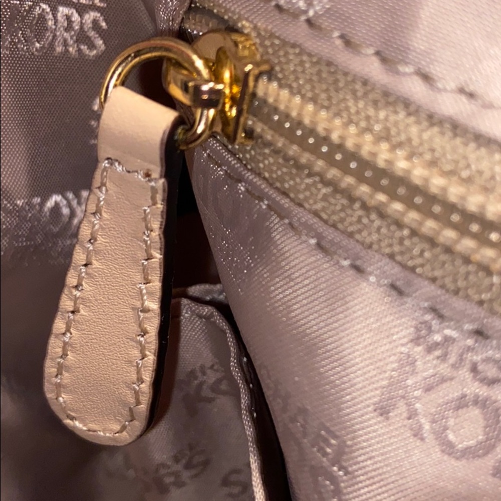 Michael Kors White and Tan Satchel - Picture 8 of 15